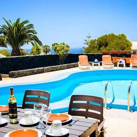 Isla De Lobos Oceanview Willa